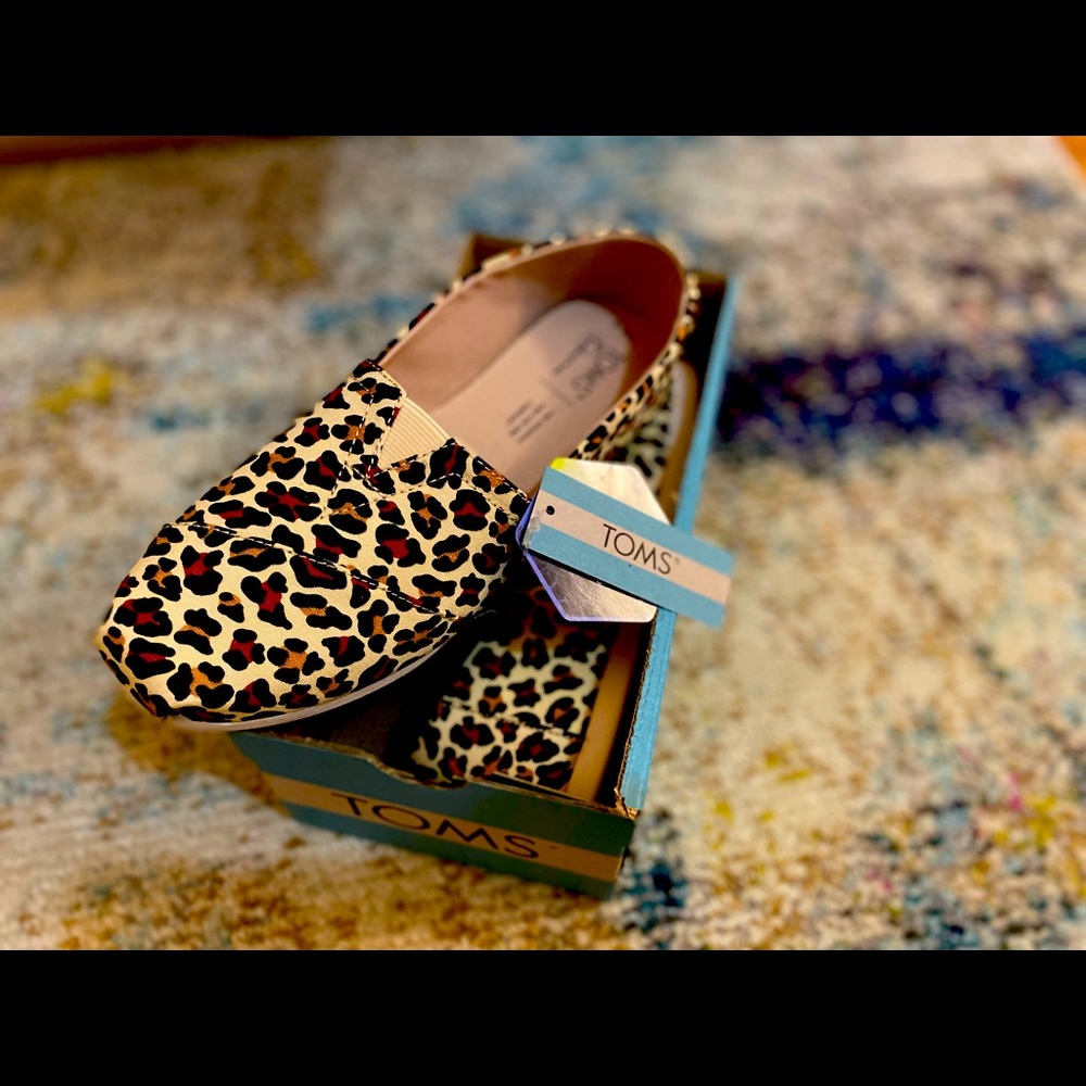 Women’s Tom’s fall colored leopard